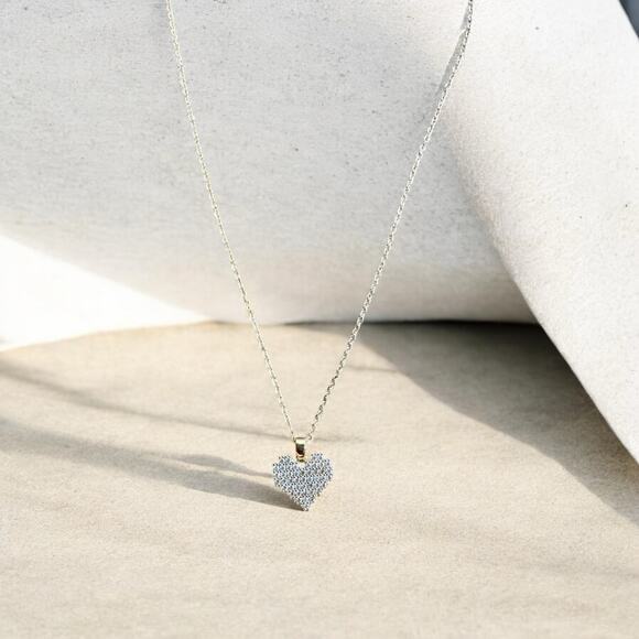 18K Gold Plated Pixel Heart Pendant Necklace 15"+2" Adjustable Gift - Picture 8 of 12